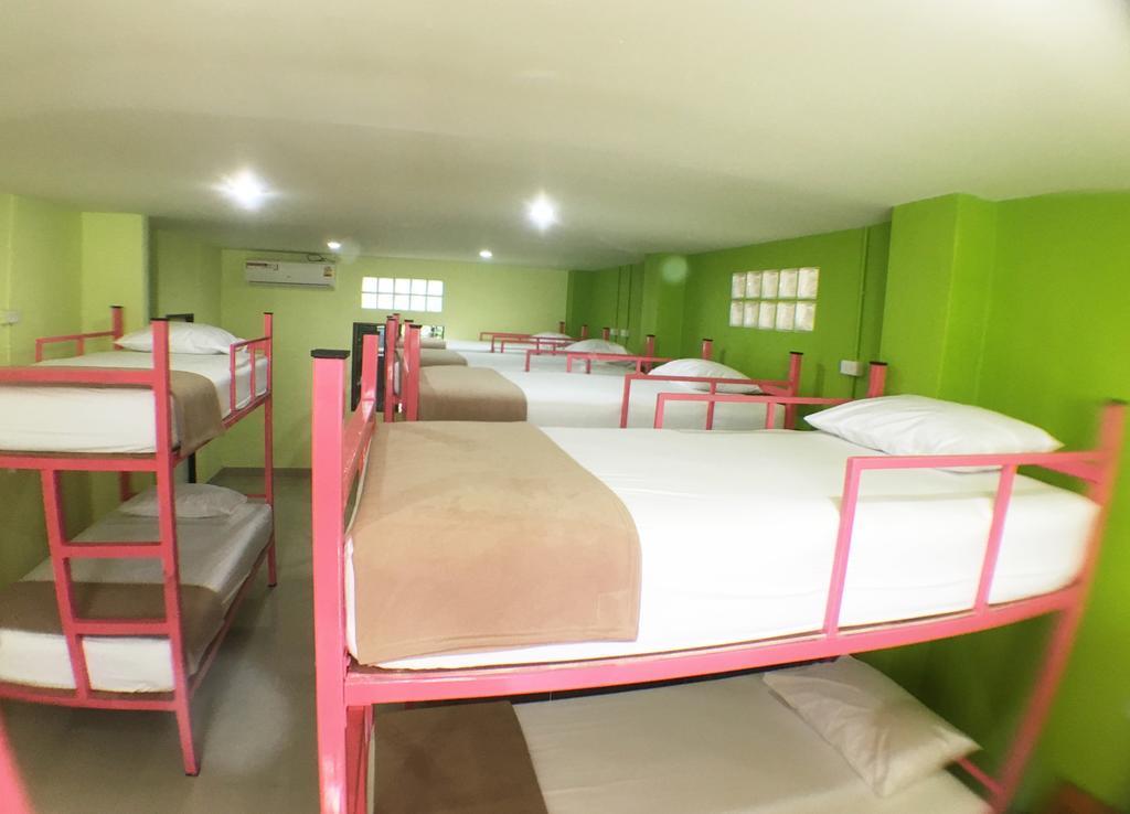 Baifern Mansion Hostel Krabi Exterior photo